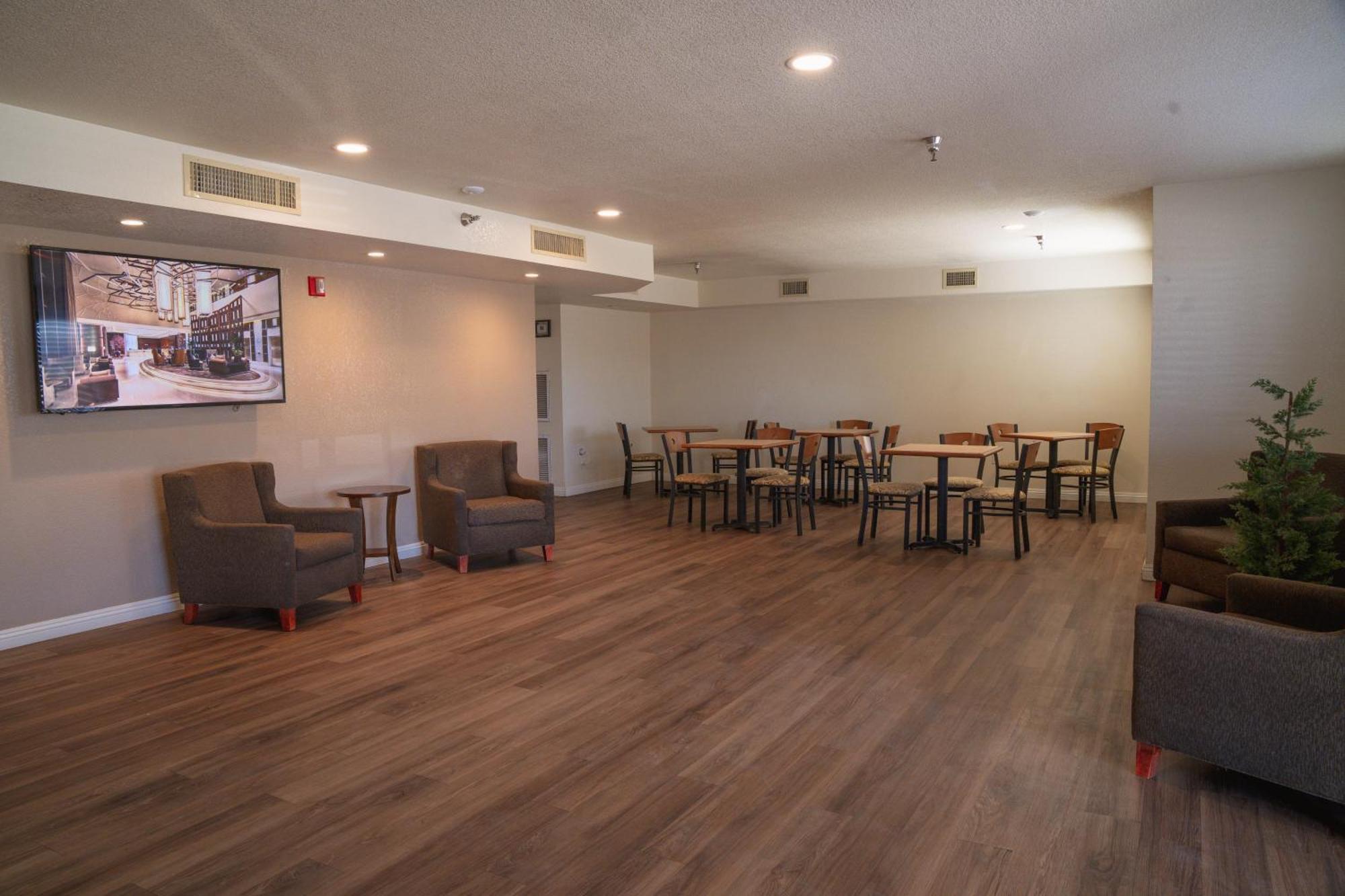 Super 8 By Wyndham Yuma Hotel Bagian luar foto